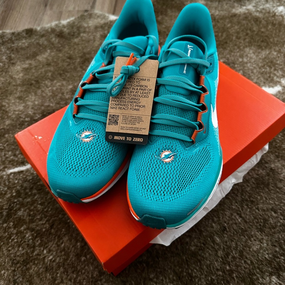 Nike Air Zoom Pegasus 41 Miami Dolphins Running Shoe